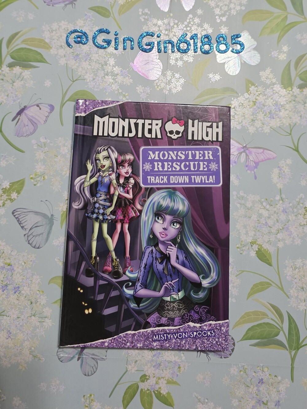 Monster High "Monster Rescue: Track Down Twyla" Book - Hardcover